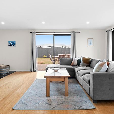 Villa Holiday Comfort à Twizel Extérieur photo