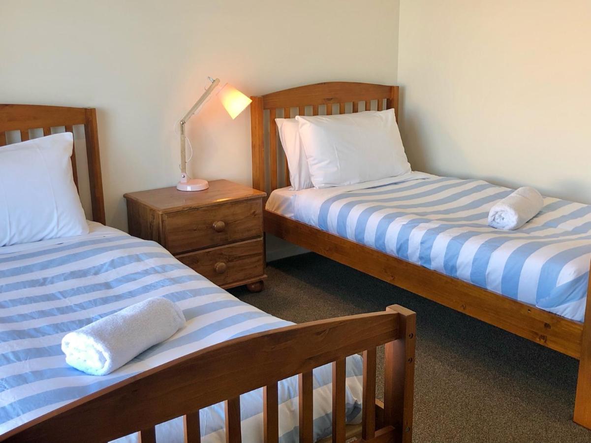 Villa Holiday Comfort à Twizel Extérieur photo
